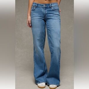 American Eagle flare jeans medium/light wash